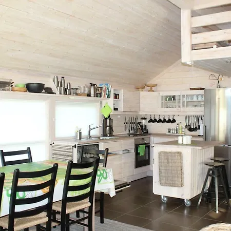 Prázdninový dům Lev-vel - 10 Person Al