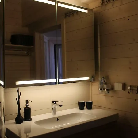 Lev-vel - 10 Person Holiday home *